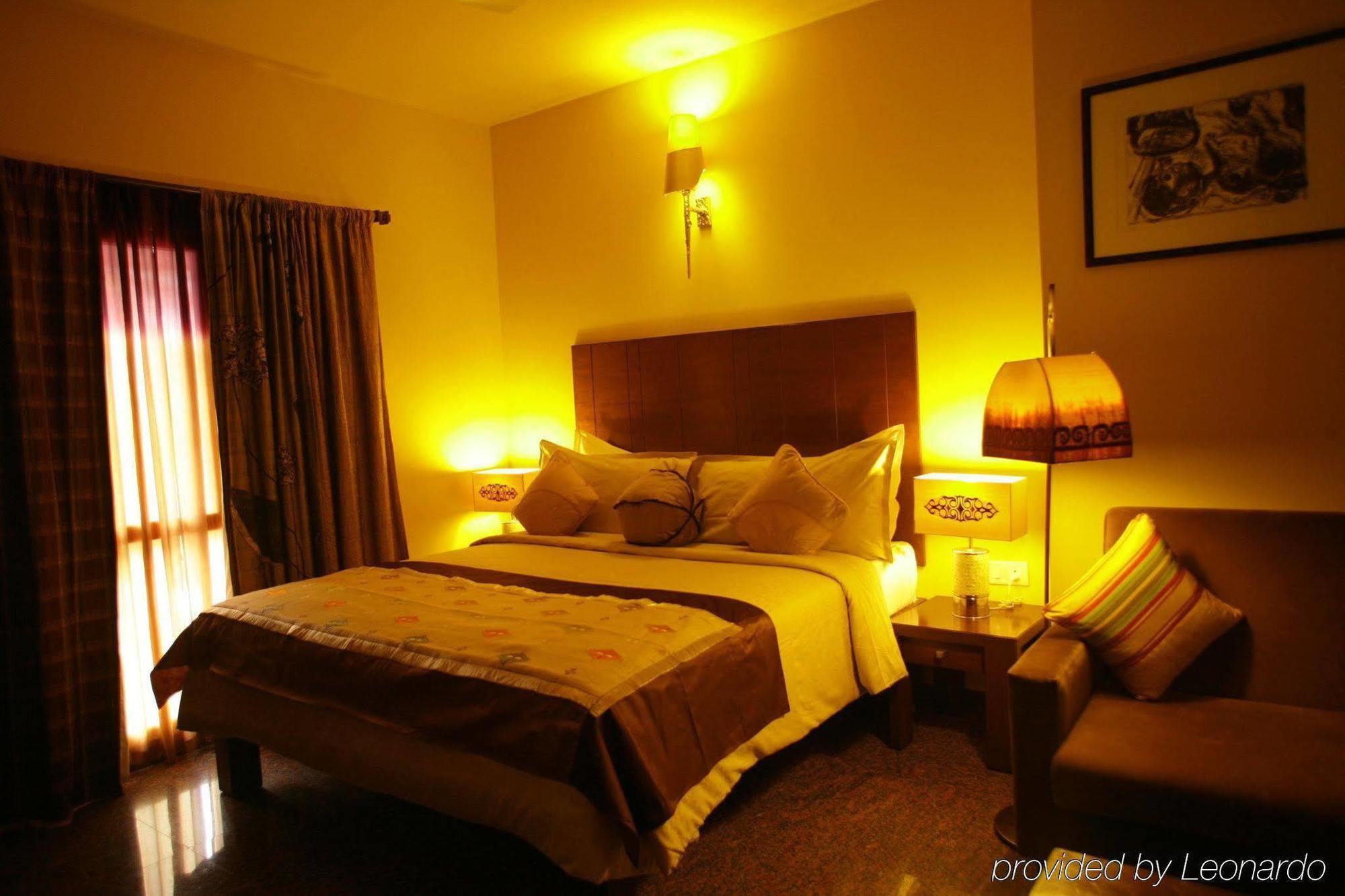 Justa Indiranagar Aparthotel Bengaluru Szoba fotó