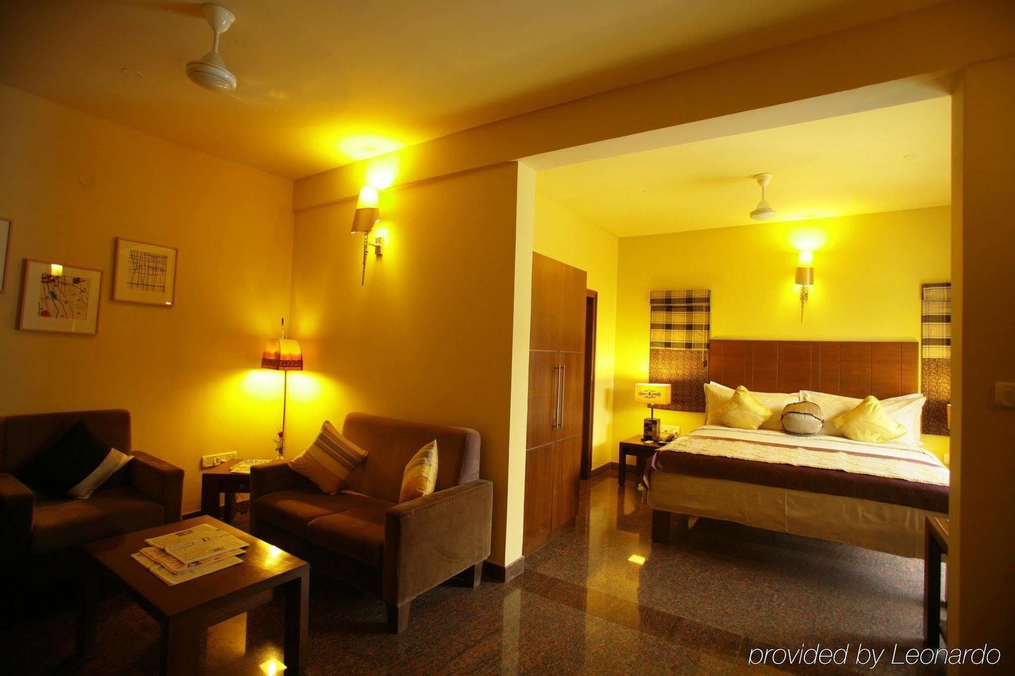 Justa Indiranagar Aparthotel Bengaluru Szoba fotó